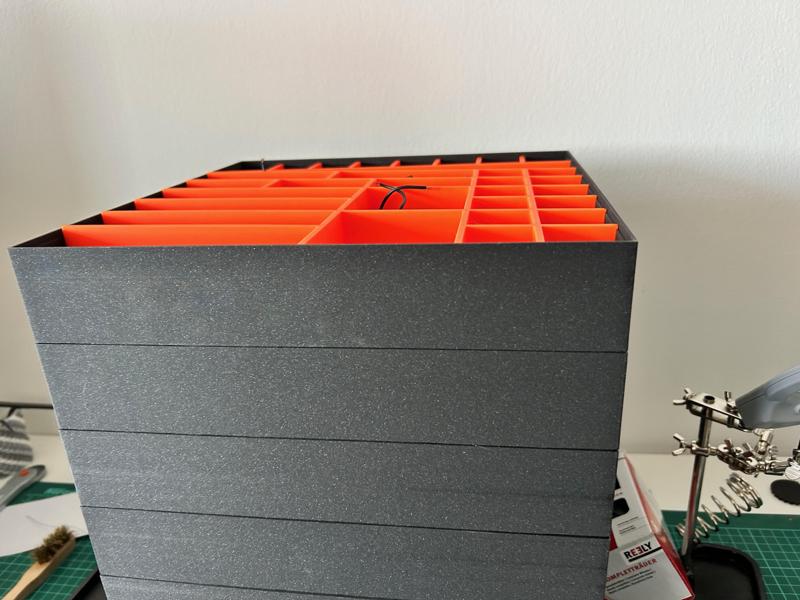 Stackable Boxes with Adjustable, Removable Grid