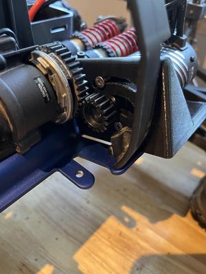 Revo 3.3 brushless motor mount