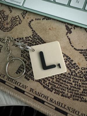 Scrabble L L1 Letter Keychain