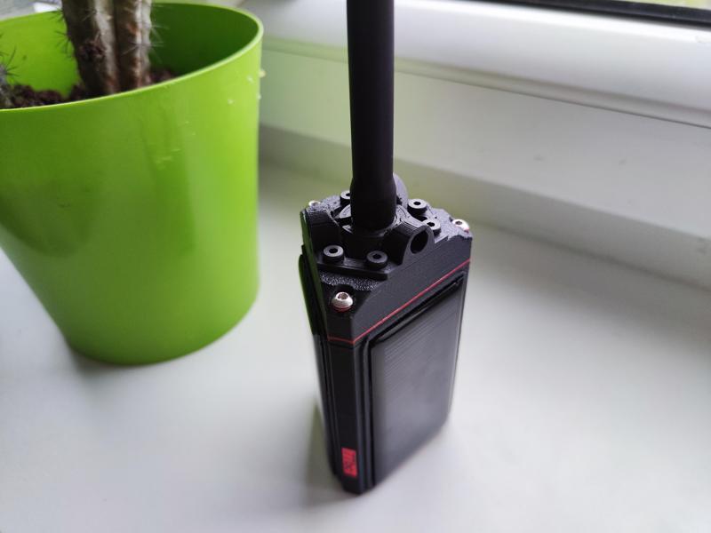 Meshtastic "WAYPOINT"  water resistant, outdoor, solar assisted ATAK "repeater" node (faketec/ HT T114)