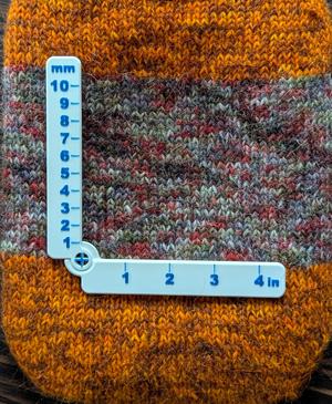 Knitting and Crochet Swatch Gauge: Foldable, Portable, Print in Place