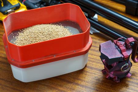 Small Screen Sifter / Mini-Sifter with Collection Pan