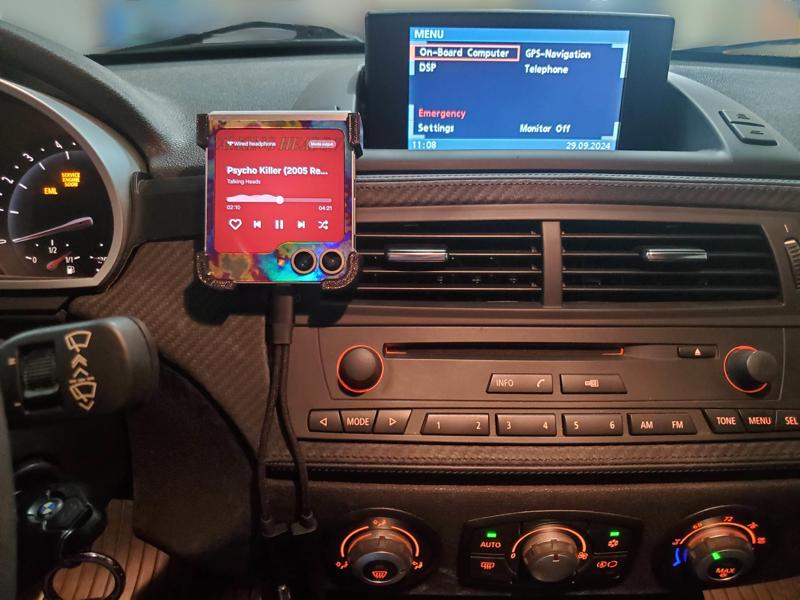 Samsung Galaxy Z Flip 5/6 Mount for BMW Z4 (E85/E86)