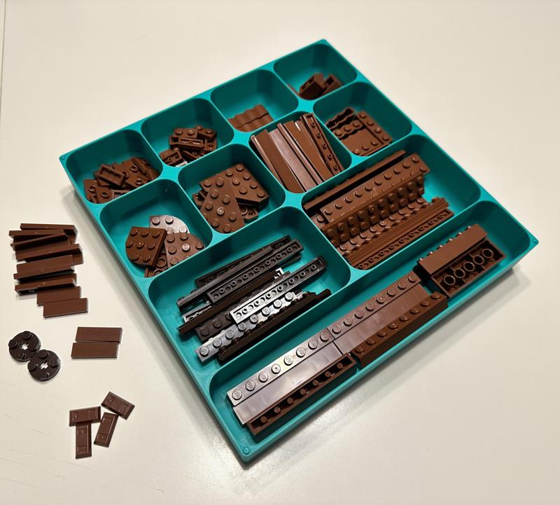 Small parts sorting tray