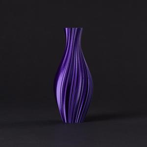 Elegant Vase with Spiraled Design (vase mode)