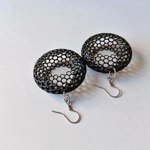 Mesh earrings