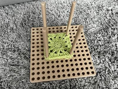 Strong Parametric Granny Square Blocking Board