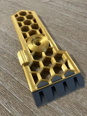 5 in 1 Reusable Camping Scraper!