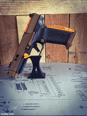 Versatile Firearm Display Stand – For Handguns
