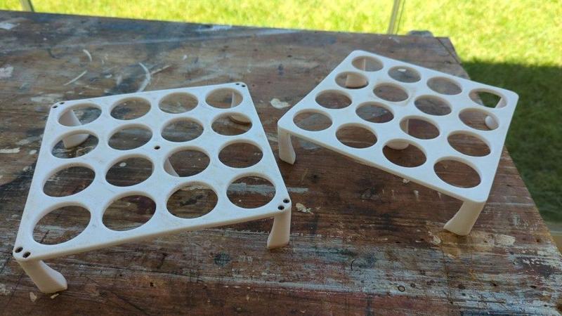 Seeds germination tray with cups