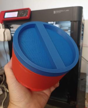 Beach Vault Sand Storage Device