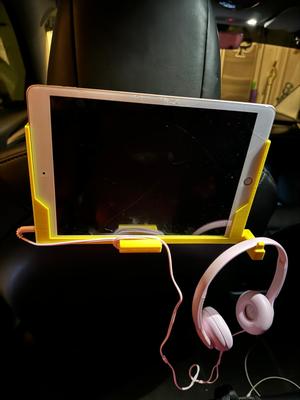 Tesla backseat 10" iPad mount w/ headphone holder
