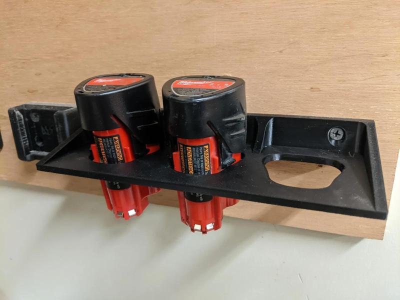 Milwaukee M12 Battery holder (1 to 3 batteries)