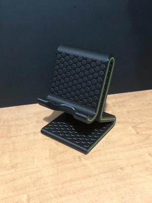 Phone Holder Raised "Exagon" (allow charging)