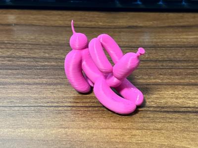 Stretching balloon dog