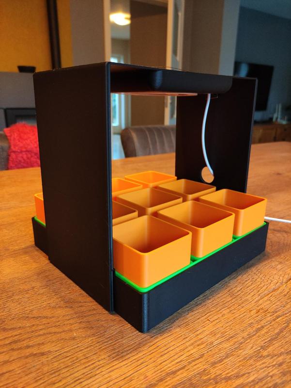 Saatschale 9er (Seed Tray) Planter Box self watering with Plantlamp