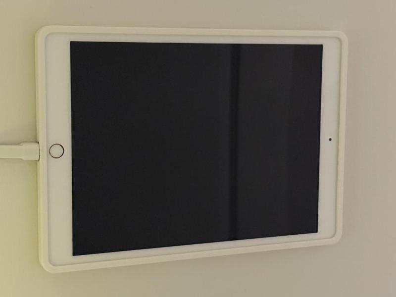 iPad Wall Mount (Gen. 7/8/9)