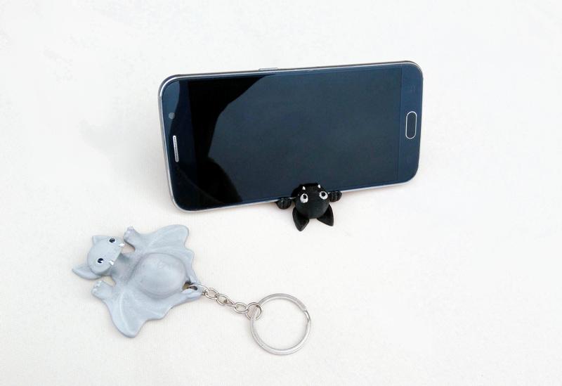 Bat Smarphone Stand