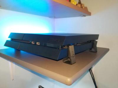 Foot for PS4