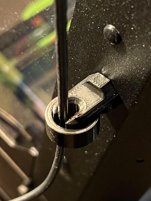 Magnet cable holder (/guide)