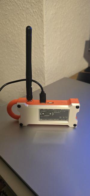 Pwnagotchi Case with Antenna + Keyring