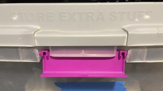 Handle for Locking Storage Bin