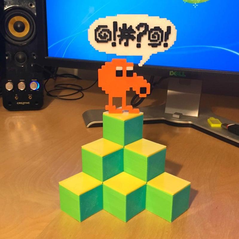Q-Bert Desk Tidy