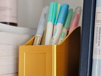 Pen holder