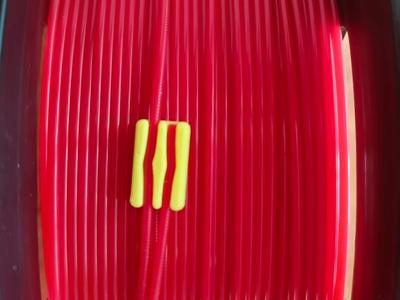 Mini filament clip for vacuum bags