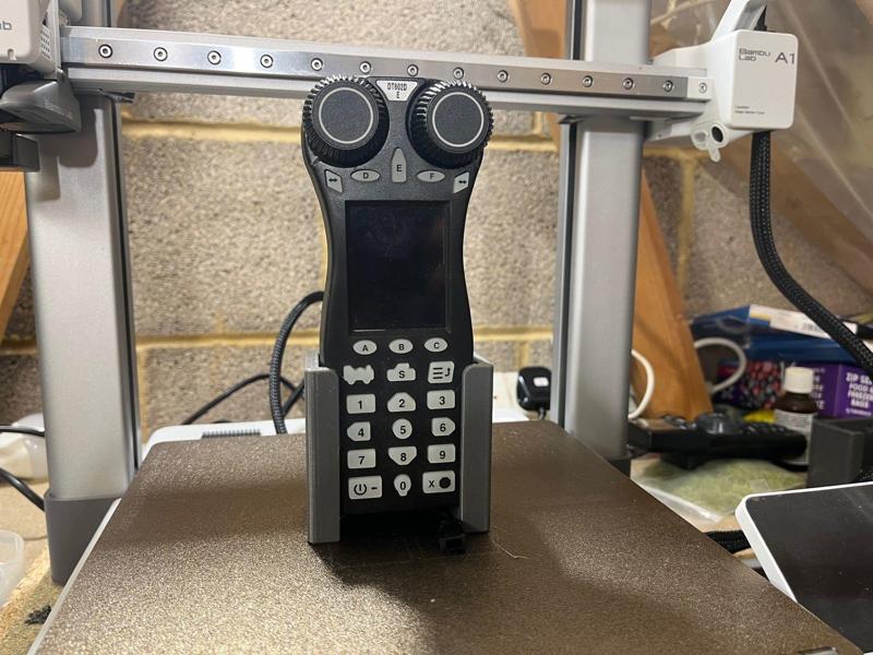 DigiTrax DT602 Handheld Controller Holder