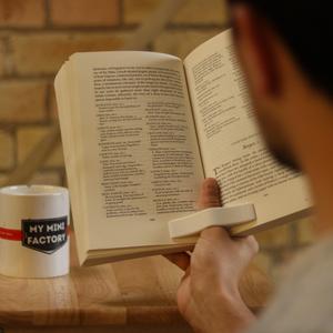 One hand book holder