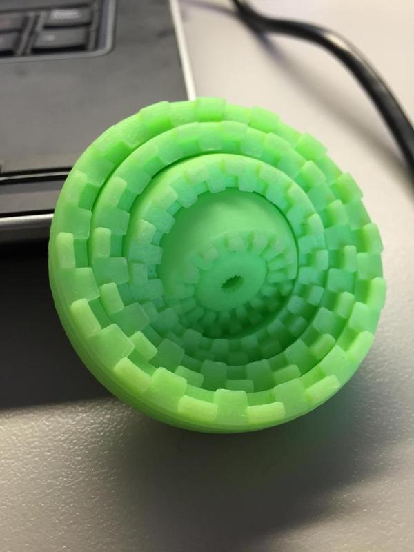 Random Interlocked Items