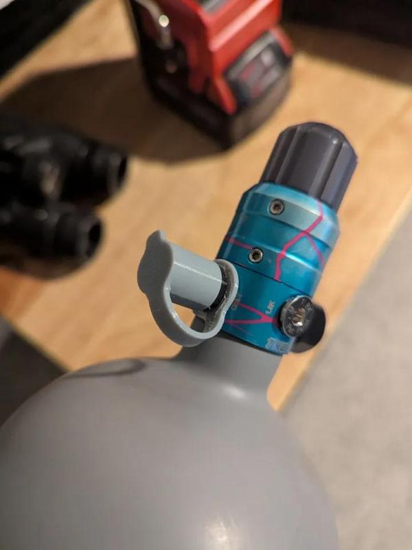 Paintball fill nipple cap   