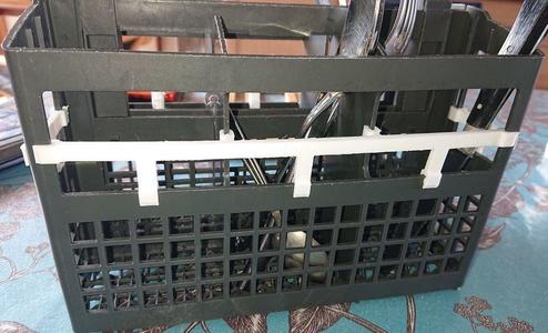 AEG Dishwasher cutlery basket fix