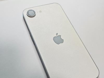 iPhone 16e (AMS and NO-AMS)