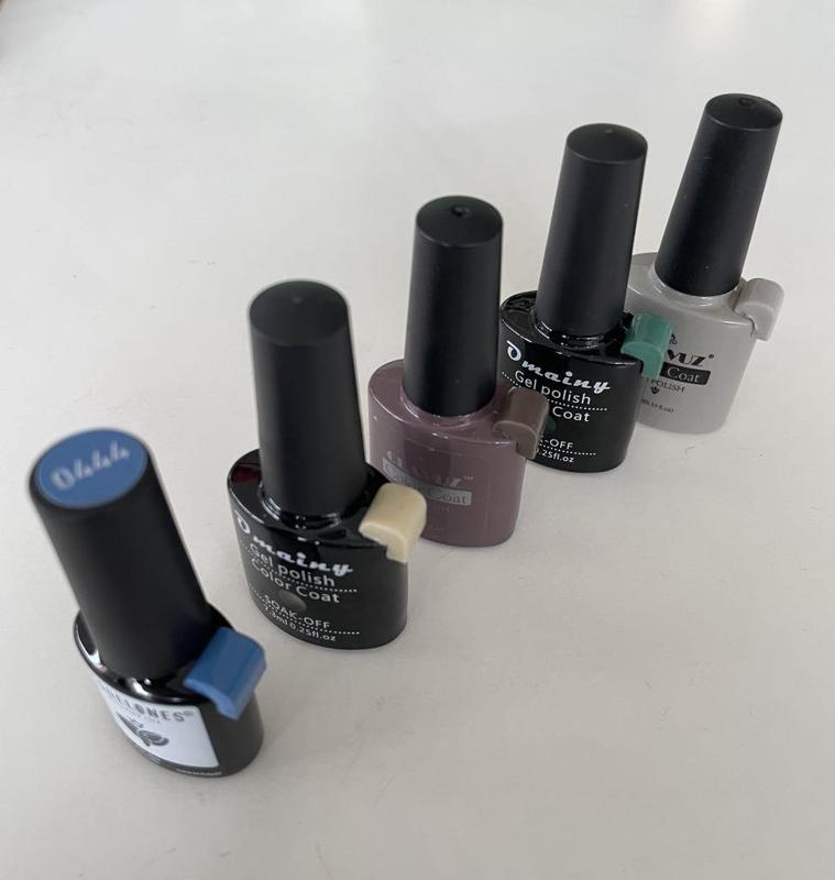 Swatch for gel nail polish bottles (Glue on)