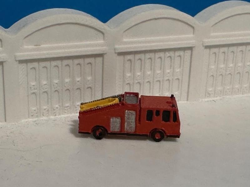 Fire Engine 11 - Rescue vehicle with squad cabin & boat (z-scale)