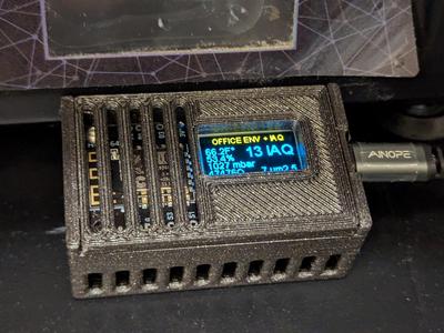 NodeMCU with SSD1306 OLED Case