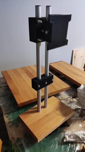 VESA 75mm Monitor Stand