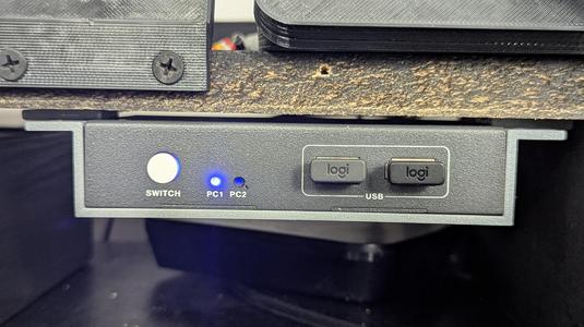 holder for KVM switch (PWAY HDMI, USB KVM)