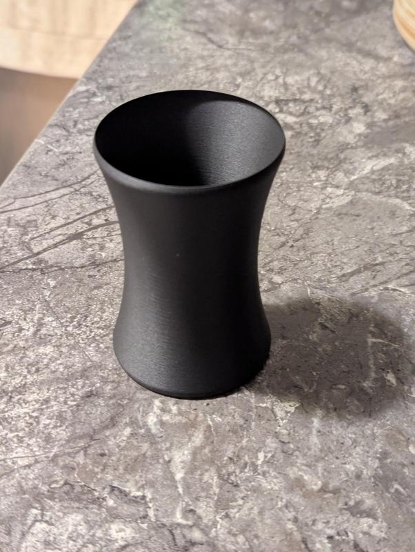 Parabolic Pencil Holder Vase