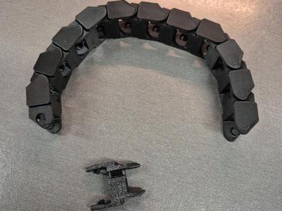 Cable Chain Track Trunking - Full Articulation