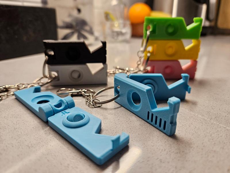 Fidget Phone Holder for Keychain