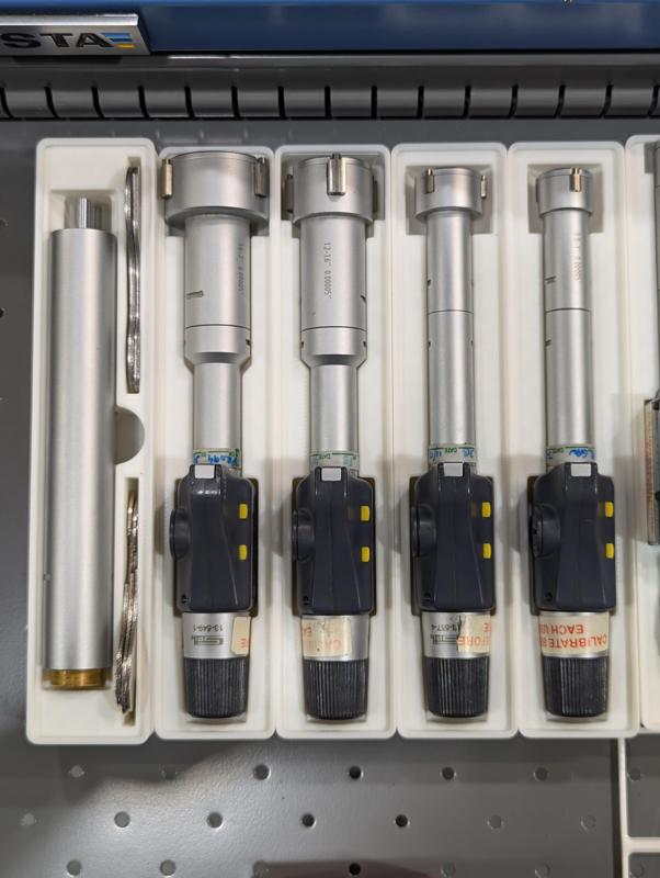Gridfinity SPI 13-557-4 Digital Bore Micrometers