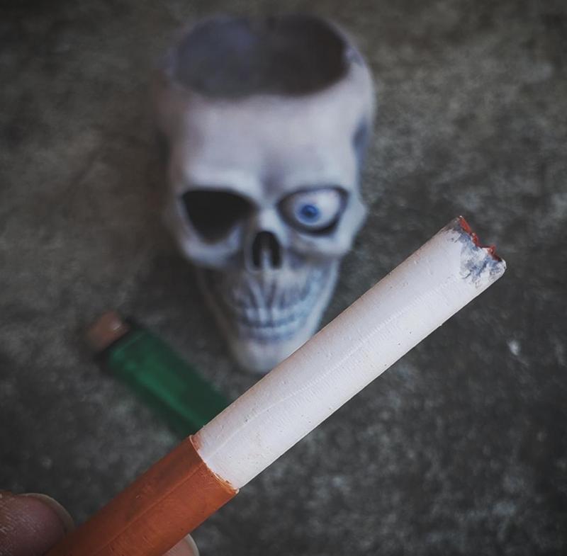Costume cigarette