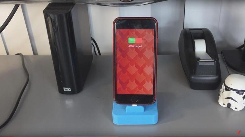 Phone stand with charging cord (iPhone 5/5s/6/6s/7)