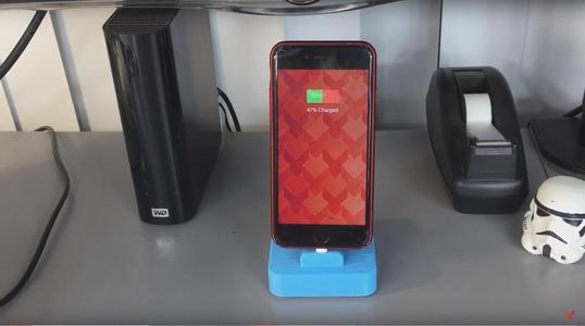 Phone stand with charging cord (iPhone 5/5s/6/6s/7)