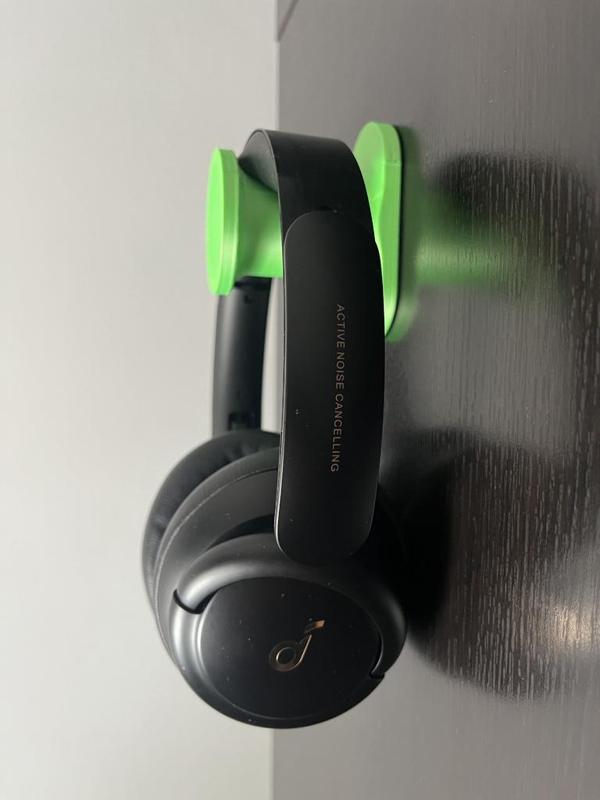 Headphone holder
