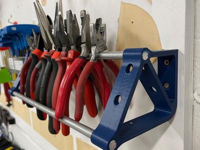 Pliers holder hanger bracket 