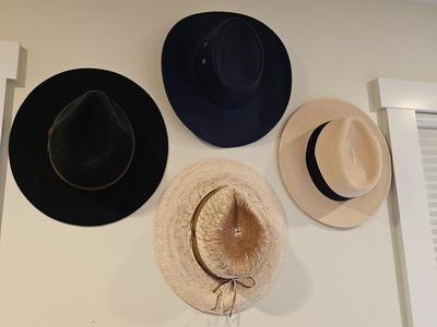 Cowboy & Large Brim Hat Hanger